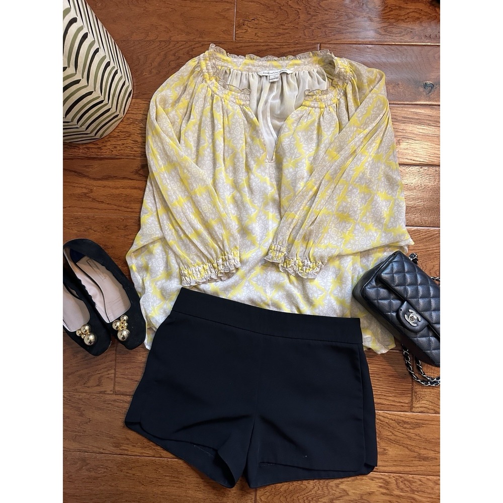 Diane von Furstenberg DVF 100% Silk Blouse Yellow White Geometric Print Size 14